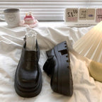 Damen Clogs mit anspruchsvollem Design und extravaganten Details R&B