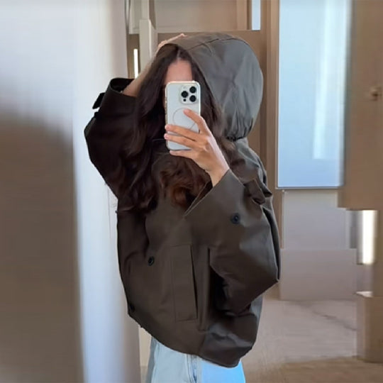 Damen Kurzjacke mit lässigem Schnitt und Knopfleiste R&B