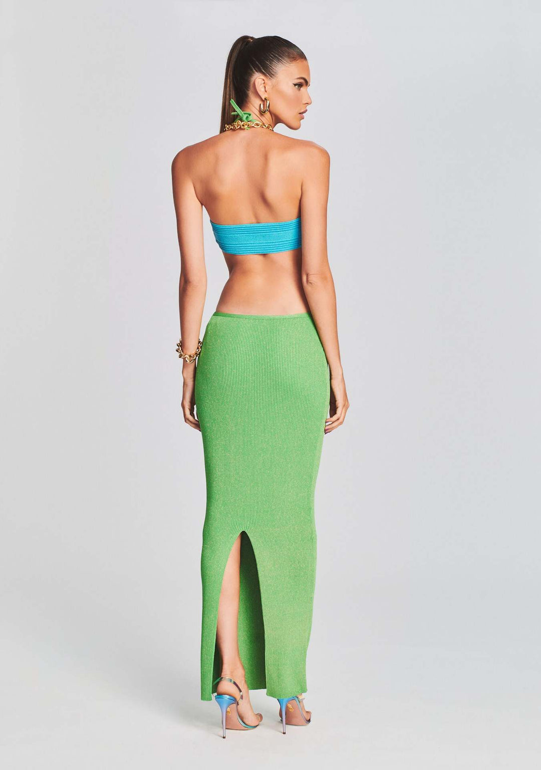 Damen Maxikleid mit kreativem Cut-Out-Design und schulterfreiem Oberteil R&B