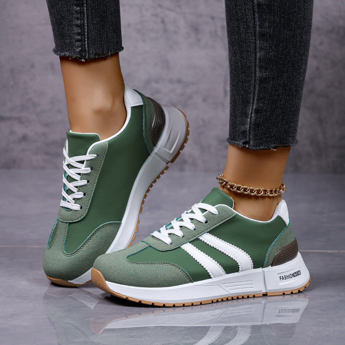 Damen Sportliche Sneakers mit modischem Design und atmungsaktiver Oberflächenstruktur R&B