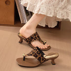 Damen elegante Riemchen-Sandalen mit Absatz und modischem Design R&B