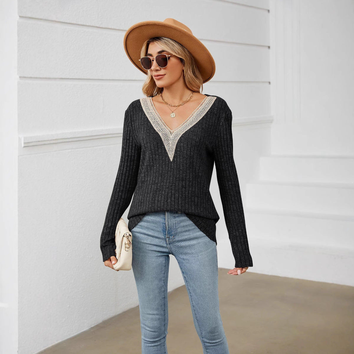Damen Strickpullover mit V-Ausschnitt und romantischer Spitze R&B
