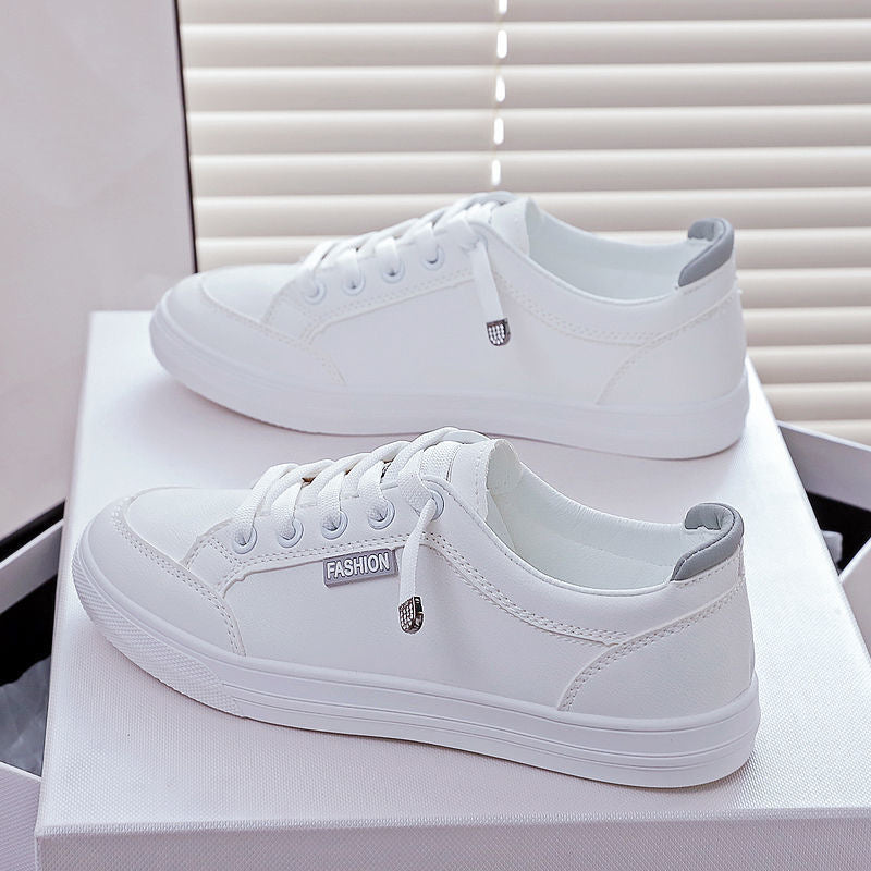 Damen Sportliche Sneakers mit seitlichem Logo und klassischem Design R&B