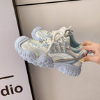 Damen sportliche Lauf-Sneaker mit atmungsaktiver Mesh-Oberfläche und robustem Sohlenprofil R&B