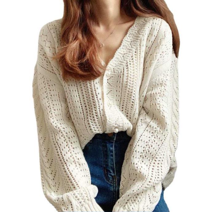 Damen Grobstrickpullover mit modischem V-Ausschnitt und Knopfdetails R&B