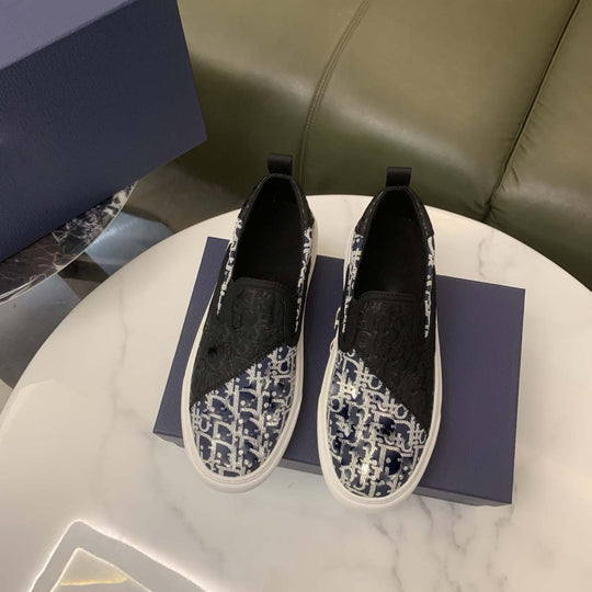 Damen Slip-On Sneakers mit eleganter Textur und komfortablem Fußbett R&B