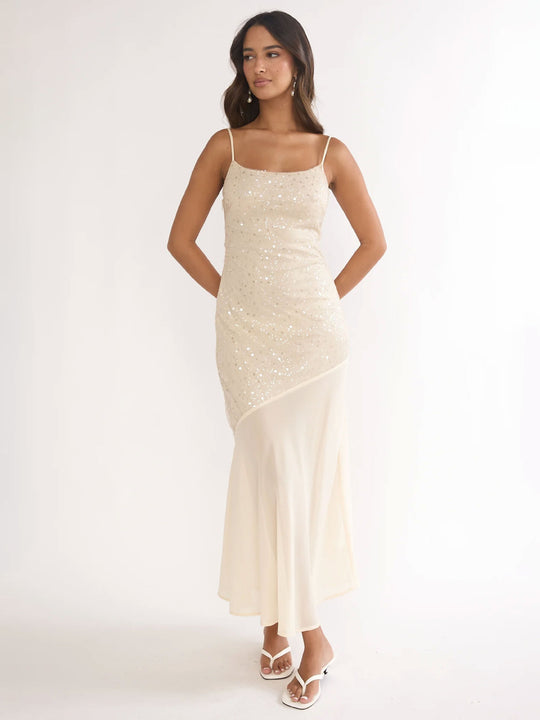 Damen Glitzerndes Maxikleid mit transparentem Obermaterial und asymmetrischem Saum R&B