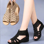 Damen Komfortable Wedge-Pantoletten mit atmungsaktiver Perforation R&B