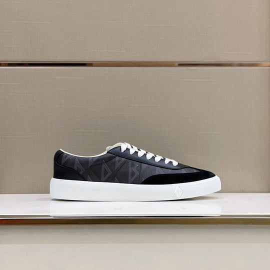 Damen Sneakers aus hochwertigem Material mit modernem Design und rutschfester Sohle R&B