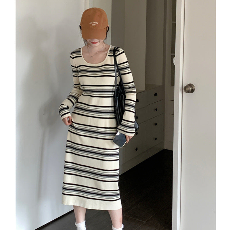 Damen Langärmliges gestreiftes Kleid mit figurbetontem Schnitt und Rundhalsausschnitt R&B