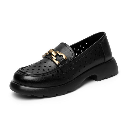 Damen Elegante Mokassins mit luftiger Perforation und subtiler Schmuckdetails R&B