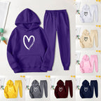Damen Sweatsuit mit Kängurutasche und herzförmigem Print