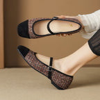 Damen Elegante Ballerinas mit modischem Riemen und hochwertiger Textur