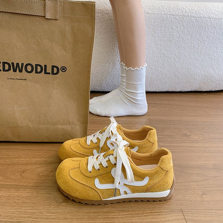 Damen sportive Sneakers aus hochwertigem Wildleder mit dekorativen Schnürdetails R&B