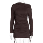 Damen Elegantes figurbetontes Kleid mit asymmetrischem Ausschnitt und Raffungen R&B
