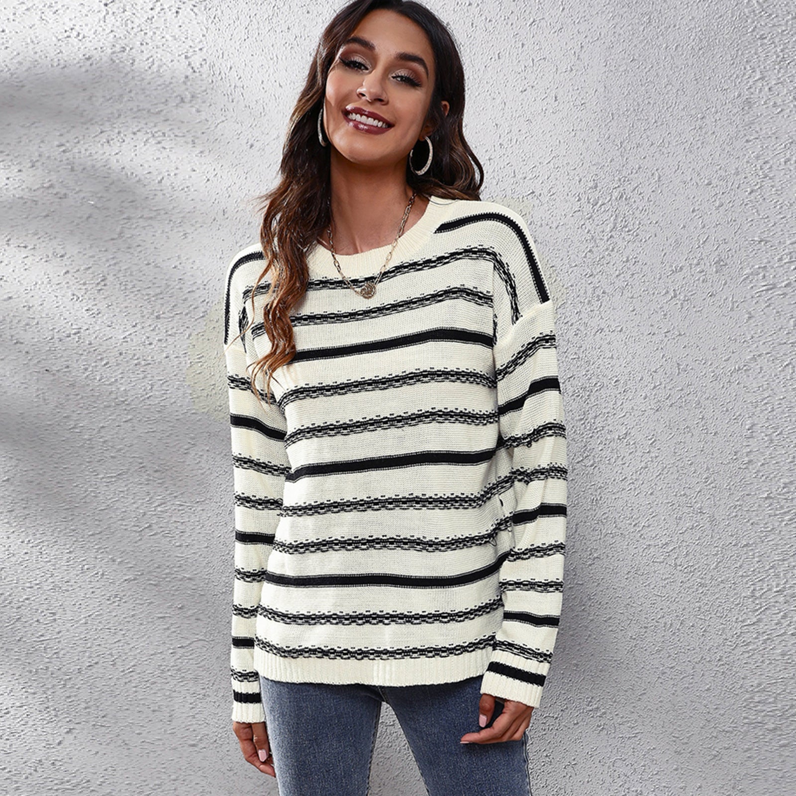 Damen Lässiger Strickpullover mit modernem Streifenmuster und komfortablem Schnitt R&B