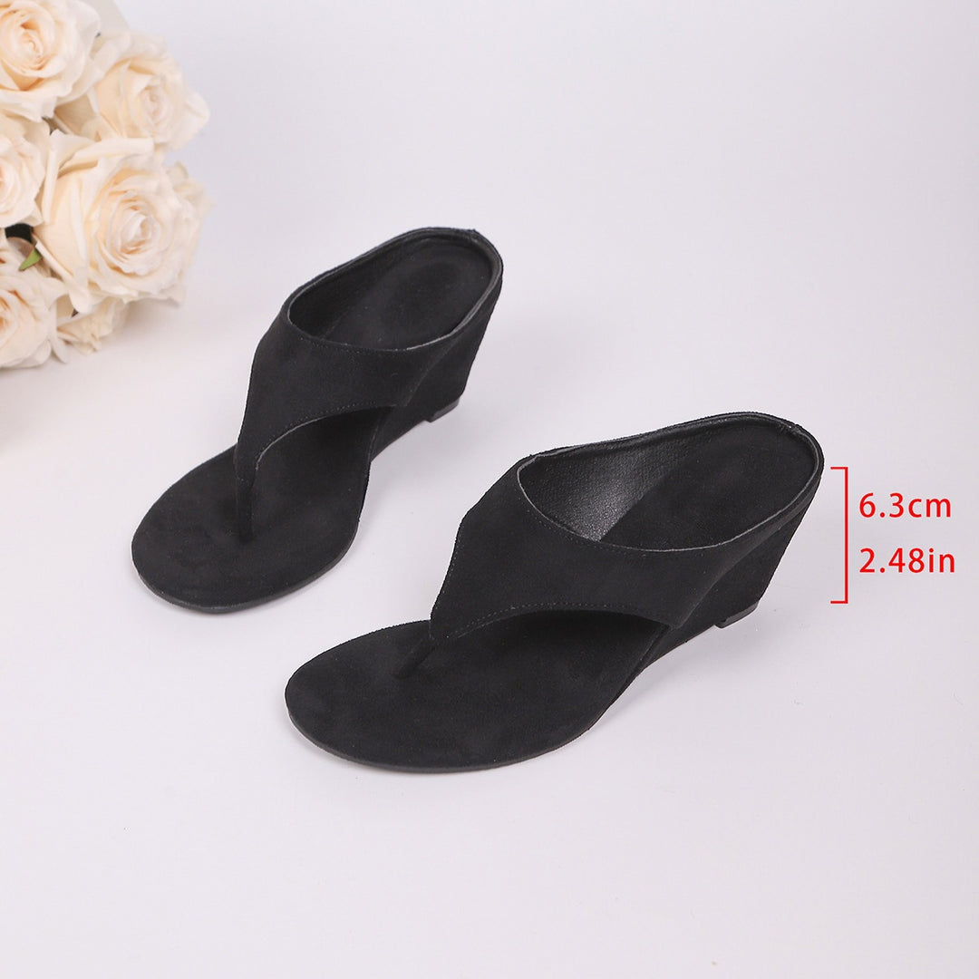 Damen Wedge-Pantoletten mit eleganter Zehentrenner-Optik und weichem Obermaterial R&B