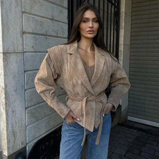 Damen Kunstleder-Bikerjacke mit strukturiertem Design und taillierbarem Gürtel R&B