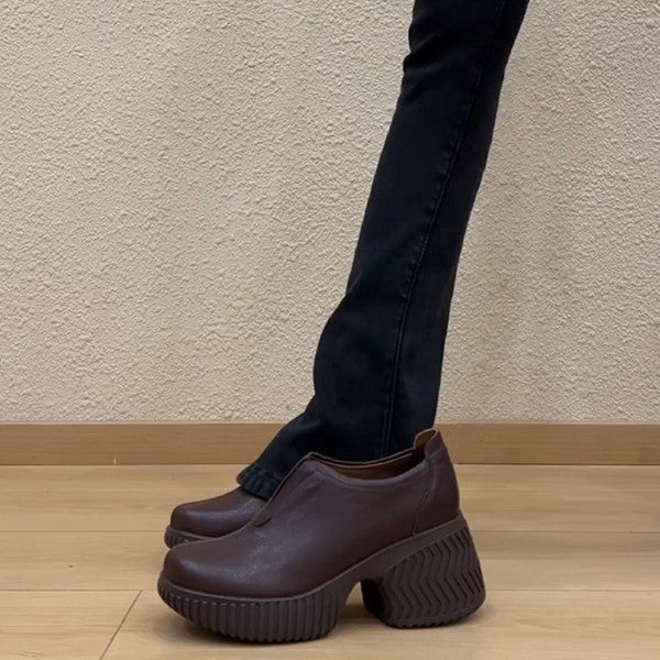 Damen Chunky Platform Clogs mit strukturiertem Absatz