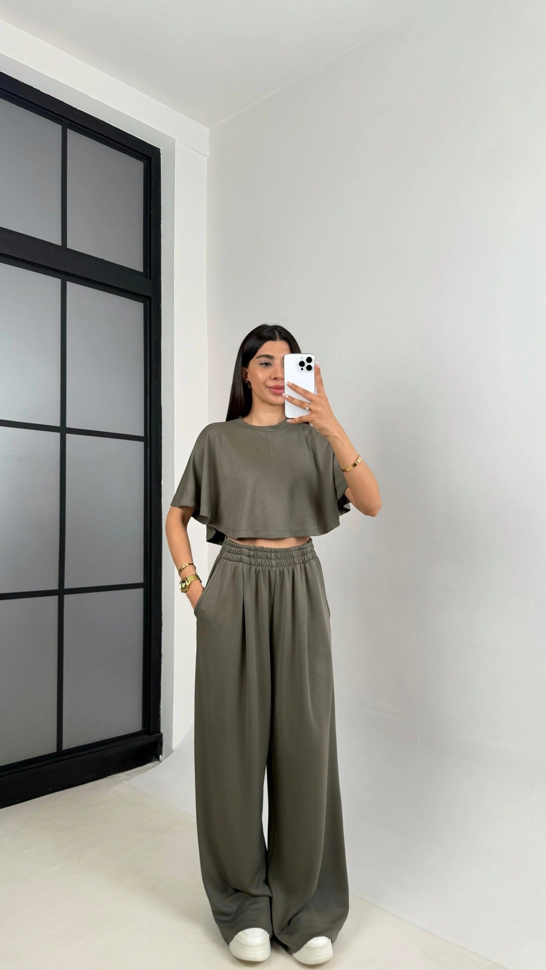 Damen Lässiges Freizeit-Set mit cropped Oberteil und weiten Hosen R&B