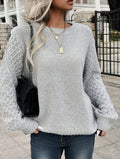 Damen modischer Pullover mit raffinierten Strickdetails
