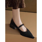 Damen stilvolle Sling-Pumps mit schmalem Riemen und leichtem Blockabsatz