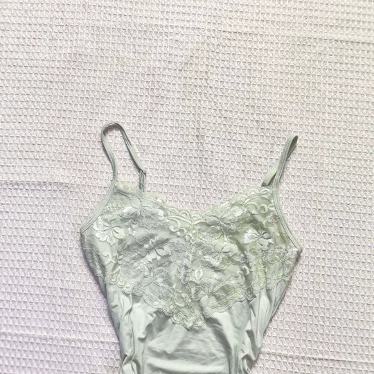 Damen Spitzen-Cami-Top mit fließendem Schnitt R&B