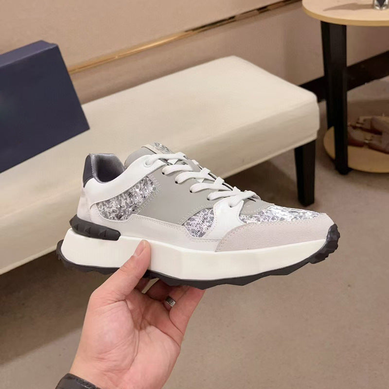 Damen Sportliche Lifestyle Sneaker mit atmungsaktiver Oberflächenstruktur R&B