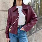 Damen Modische Kunstlederjacke mit klassischen Knopfdetails R&B