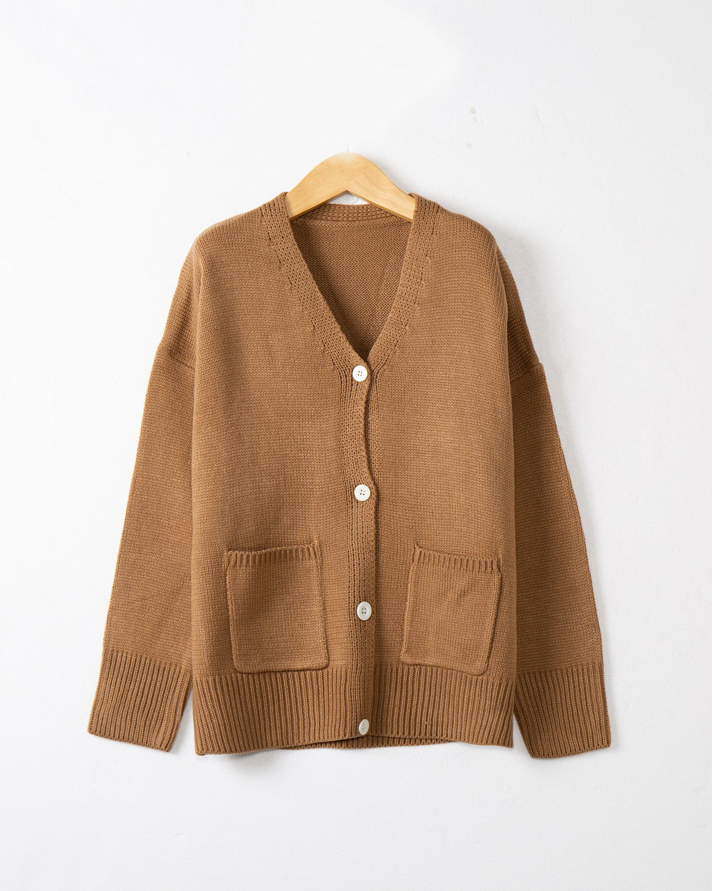 Damen Grobstrick Cardigan mit praktischen Eingrifftaschen und V-Ausschnitt