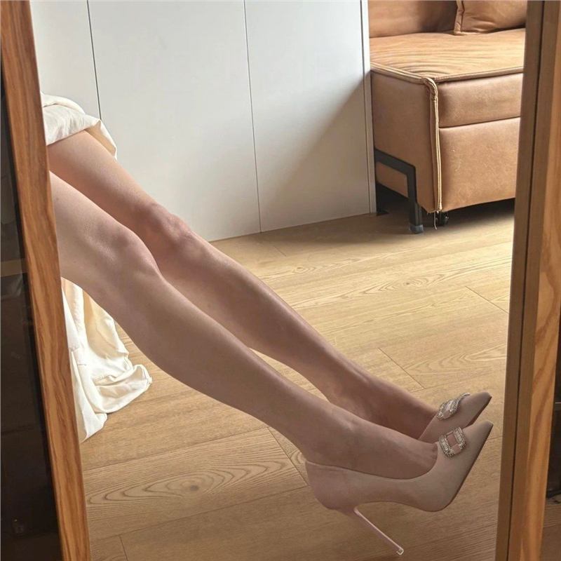 Damen elegante High Heel Pumps mit funkelnden Strassdetails R&B