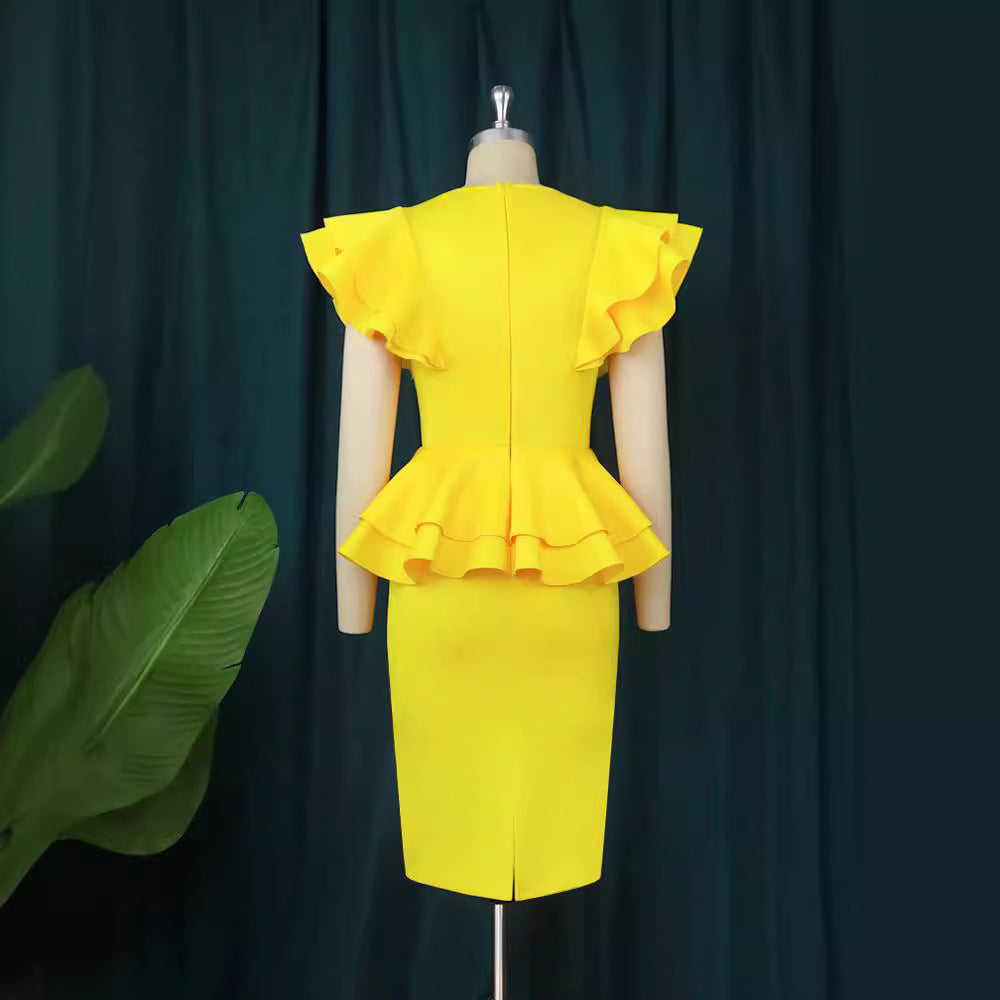 Damen figurbetontes Kleid mit voluminösen Rüschendetails R&B