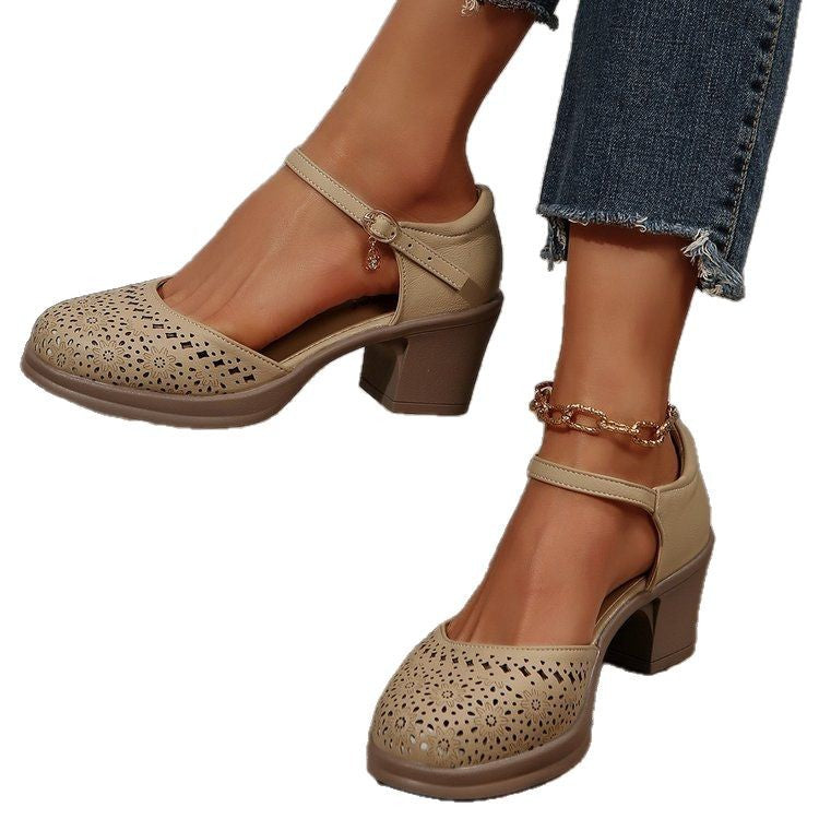 inspirierte Ankle-Strap Pumps R&B