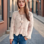 Damen Strickjacke mit floralen Applikationen und perlverzierter Detail R&B