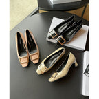 Damen elegante Pumps mit quadratischer Kappe und dekorativem Schnallenakzent
