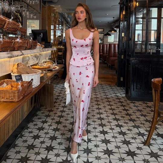 Damen Elegantes Maxikleid mit zarten Blumendrucken und figurbetontem Schnitt R&B