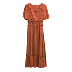 Damen Midikleid mit Schößchen, elastischem Tailleneinsatz und eleganten Rüschen R&B