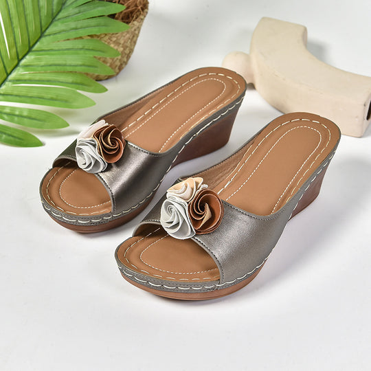 Damen Elegante und komfortable Sandaletten mit floralem Design R&B