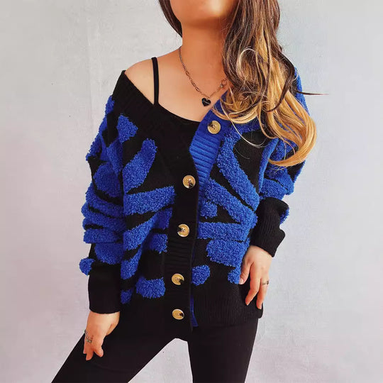 Damen Grobstrickjacke mit dekorativem Mustermix und eleganten Knopfdetails R&B