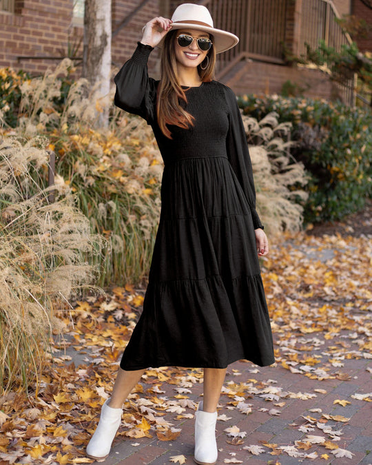 Damen Maxikleid mit schickem Smock-Oberteil und voluminösen Puffärmeln R&B