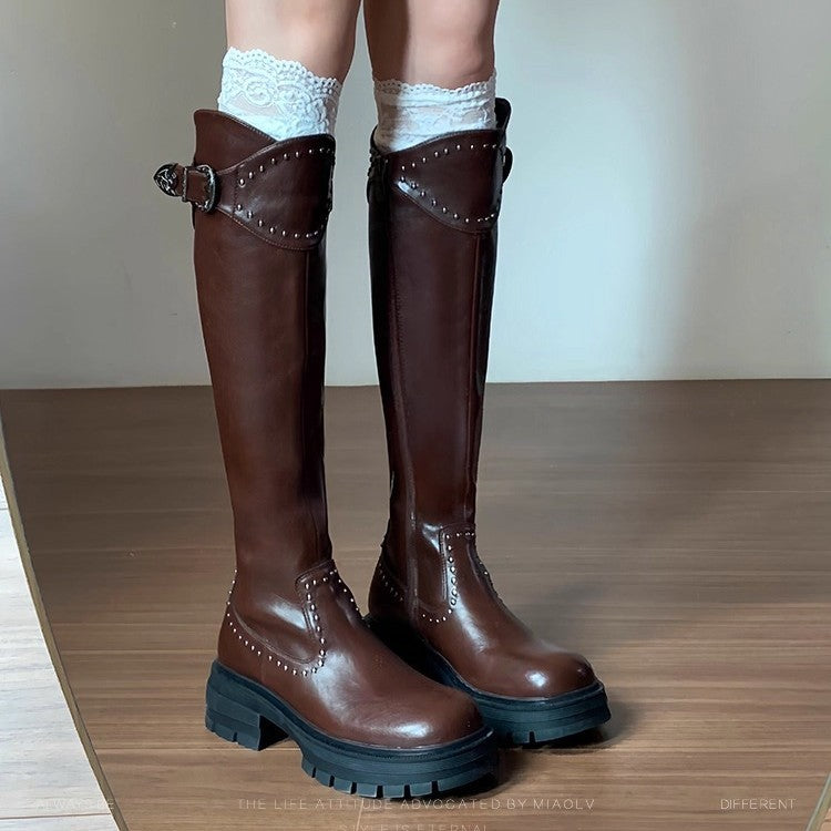Damen Stiefel mit modischen Nietenakzenten und robustem Blockabsatz R&B