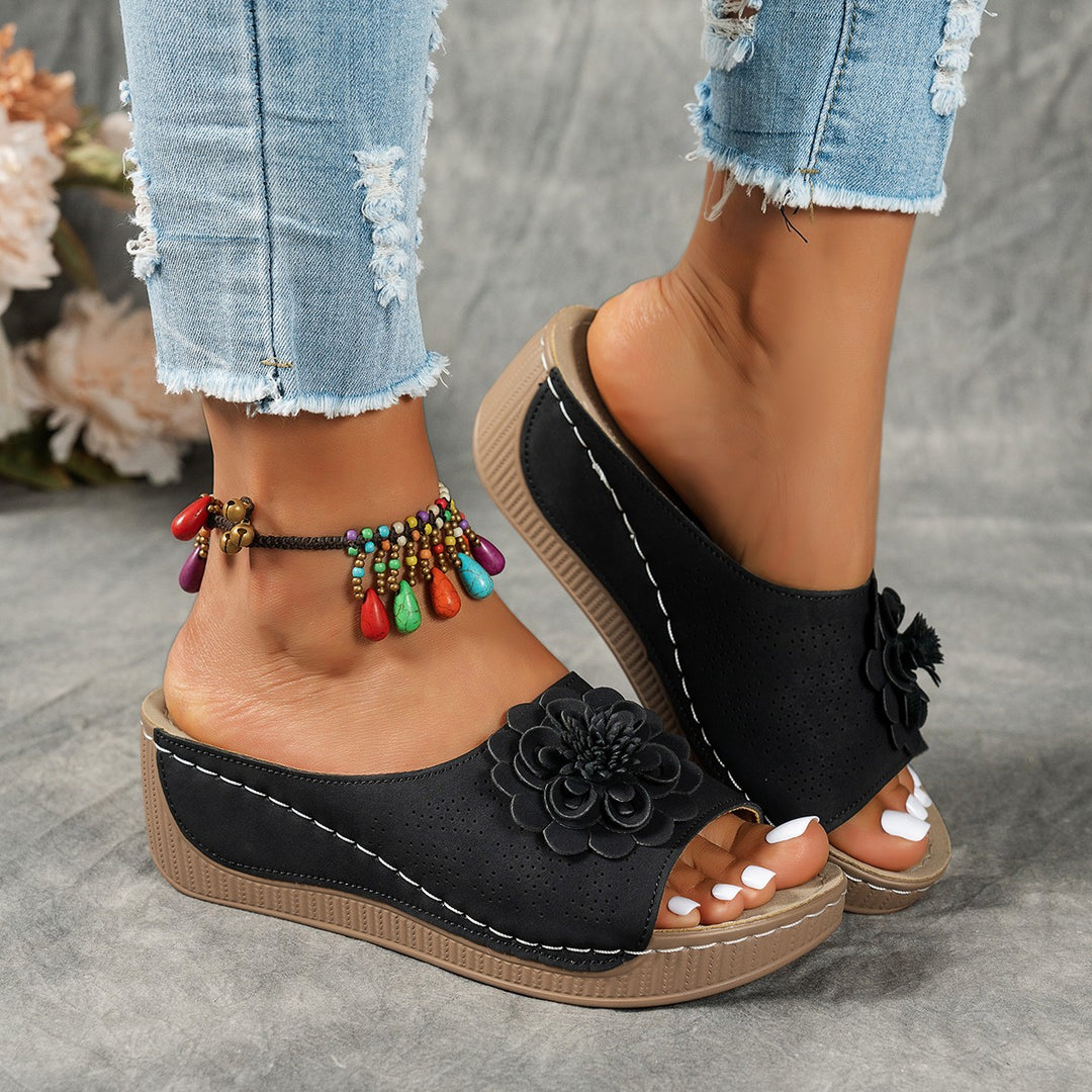 Damen Wedge-Sandaletten mit floralen Akzenten und komfortablem Fußbett R&B