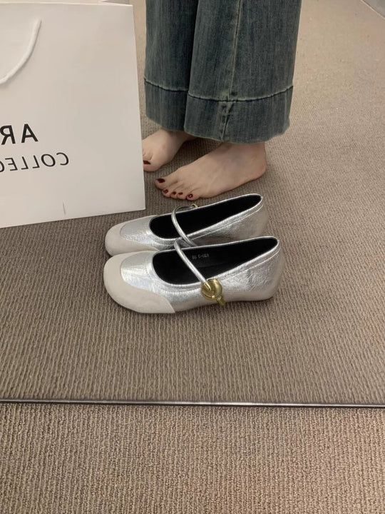 Damen elegante Ballerinas mit modischem Riemchen und geschmackvollem Metallic-Detail R&B