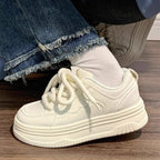 Damen Komfortable Plateau-Sneaker mit trendigem Design und dicker Sohle