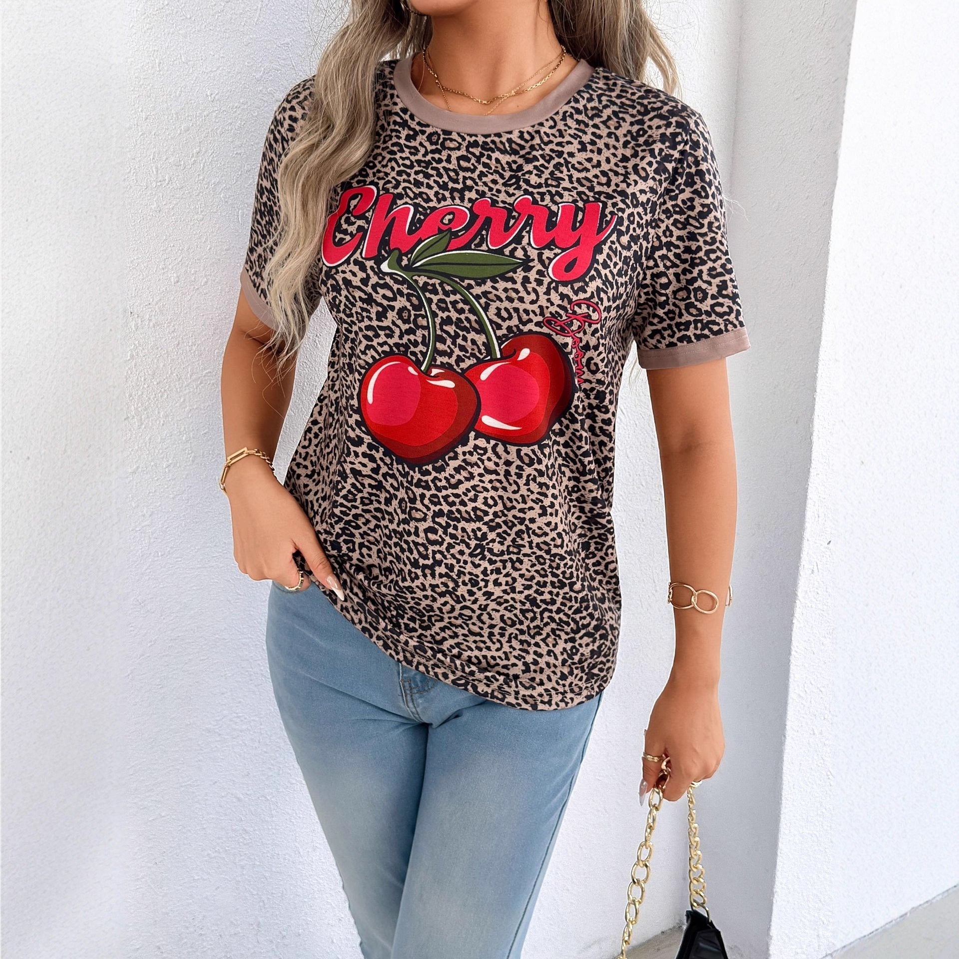 Damen lässiges T-Shirt mit Leopardenmuster und frischem Kirschen-Print R&B