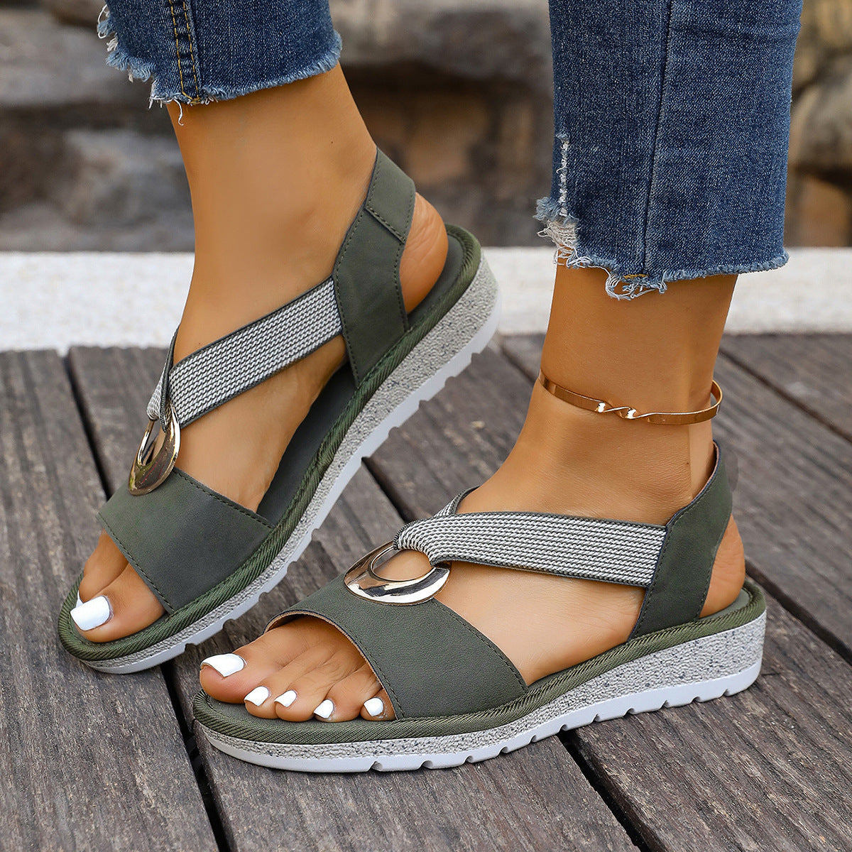 Damen Sandalen mit verstellbaren Riemen und elegantem Rundschmuck R&B
