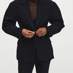 Damen Oversized Blazerjacke mit besonderen Knopfdetails und lässigem Schnitt R&B