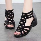Damen Wedge-Sandalen mit filigranen Riemen und funkelnden Akzenten