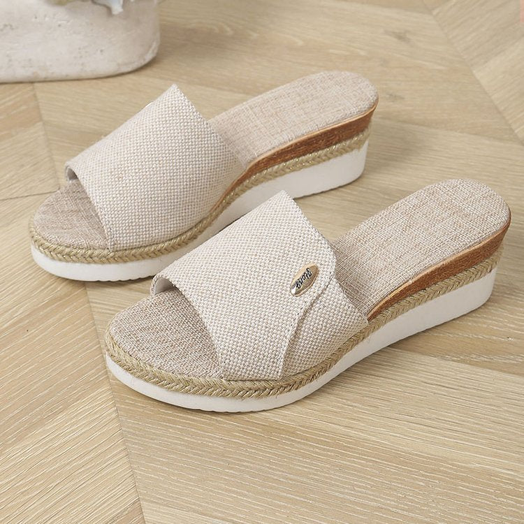 Damen Wedge-Pantoletten mit elegantem Denim-Obermaterial und komfortabler Fußbettung R&B