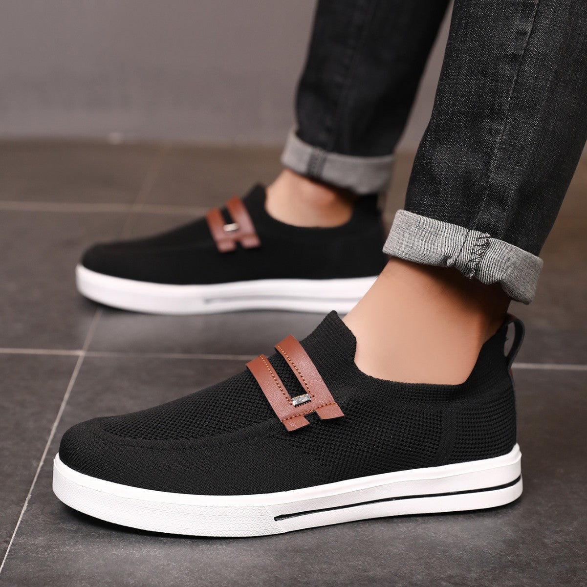 Damen Bequeme Slip-On Sneakers mit atmungsaktivem Mesh-Obermaterial und rutschfester Sohle